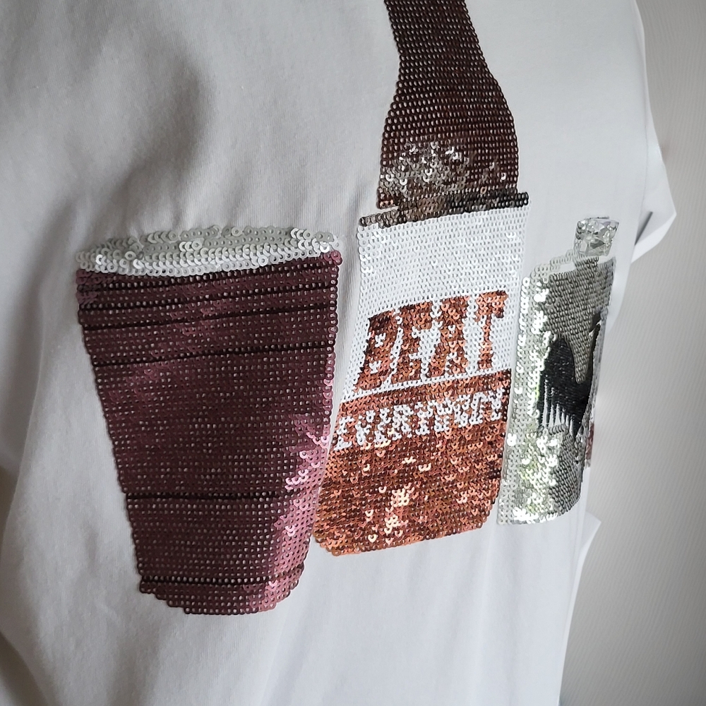 QUEEN OF SPARKLES White Tee Sequin Drink Design South Carolina USC Gamecocks